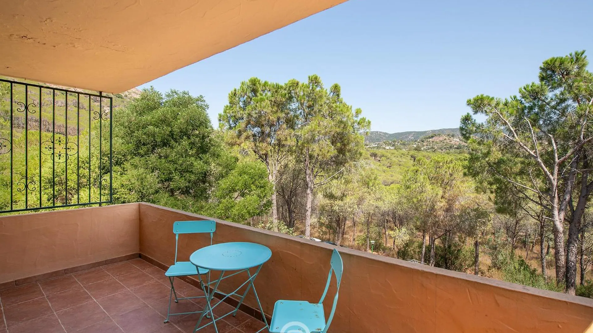 Pinus Village Coastal Hideway Forte Village 0*,  Italie